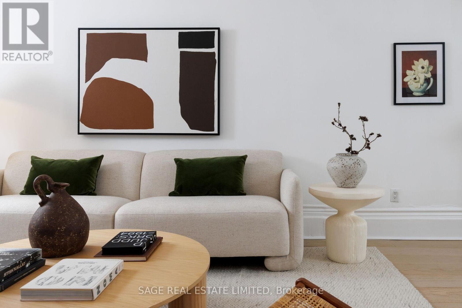 97 Marion Street, Toronto, Ontario  M6R 1E6 - Photo 10 - W12815856