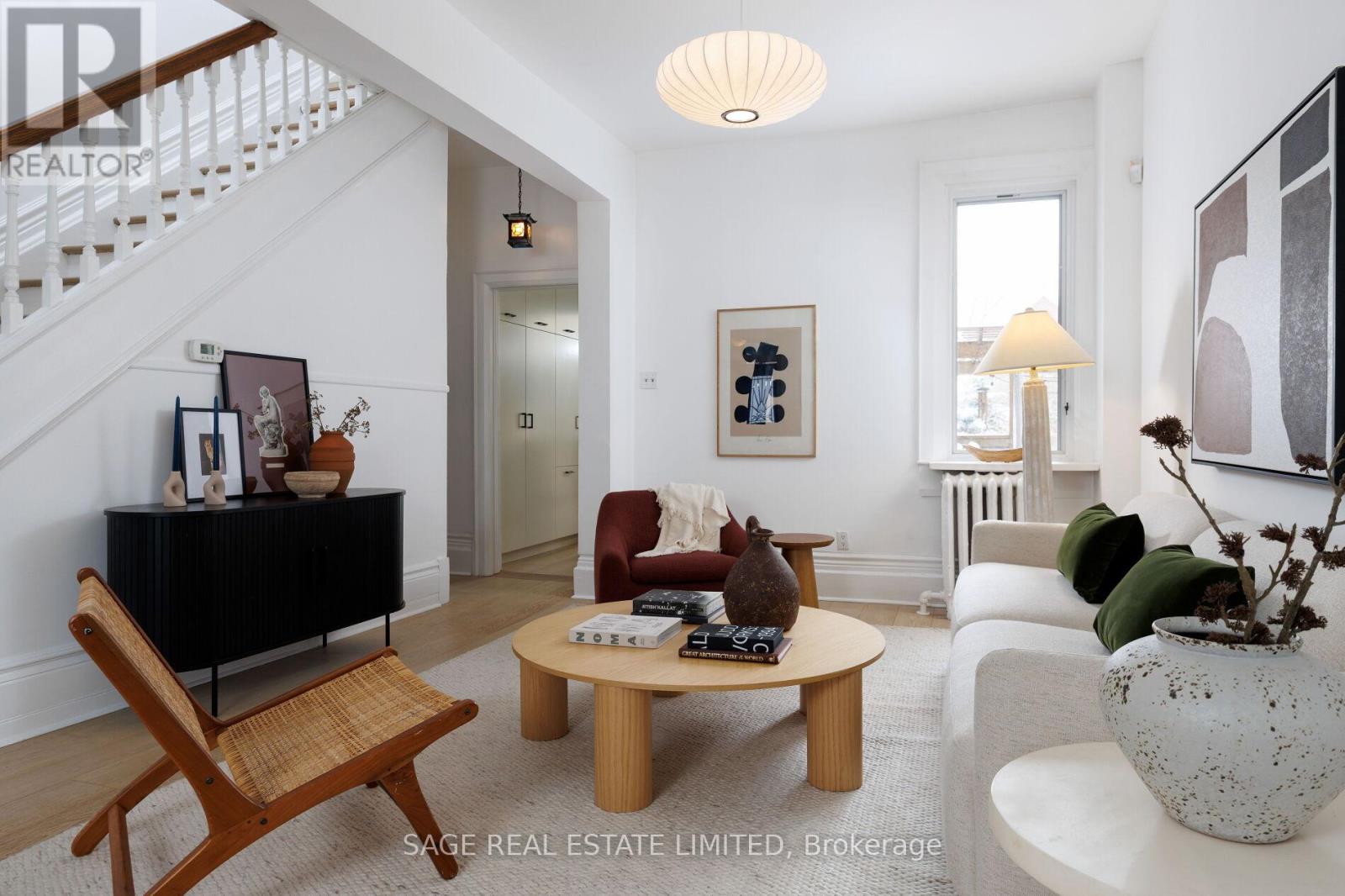 97 Marion Street, Toronto, Ontario  M6R 1E6 - Photo 11 - W12815856