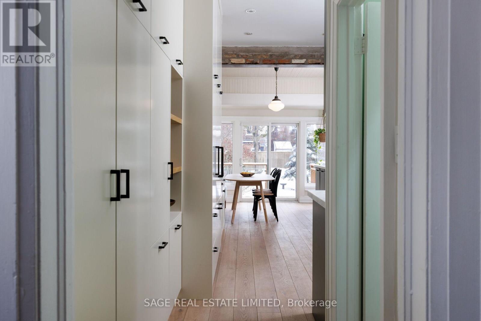 97 Marion Street, Toronto, Ontario  M6R 1E6 - Photo 14 - W12815856