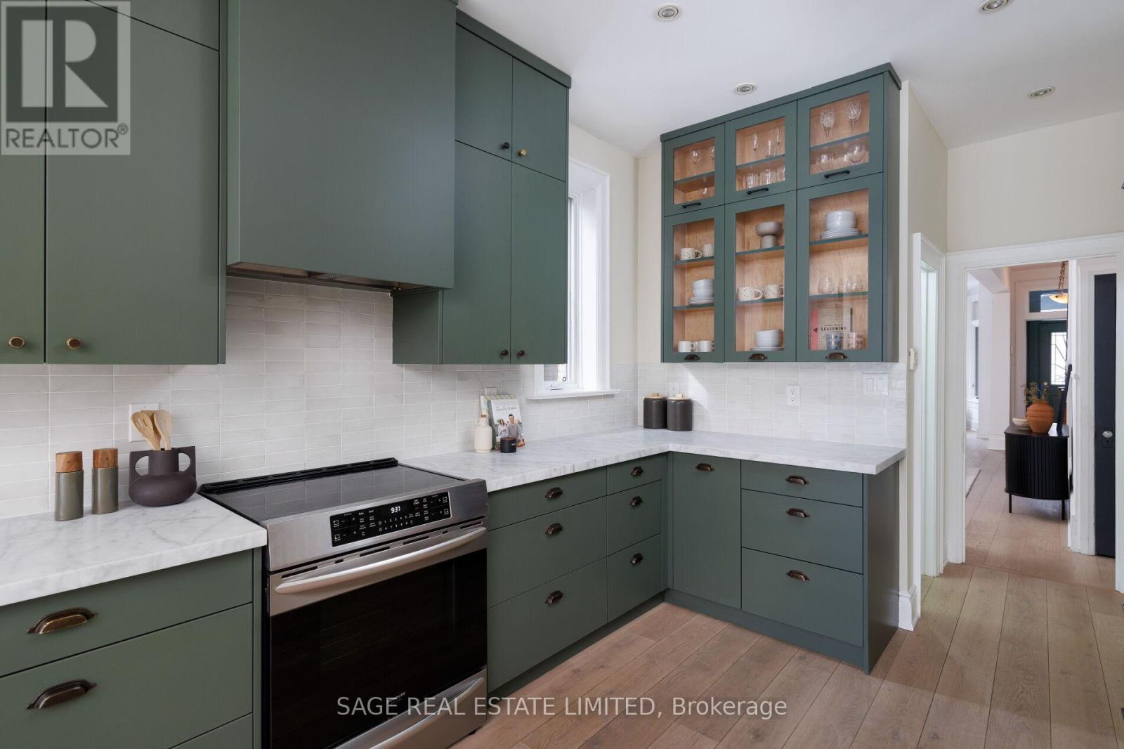 97 Marion Street, Toronto, Ontario  M6R 1E6 - Photo 23 - W12815856