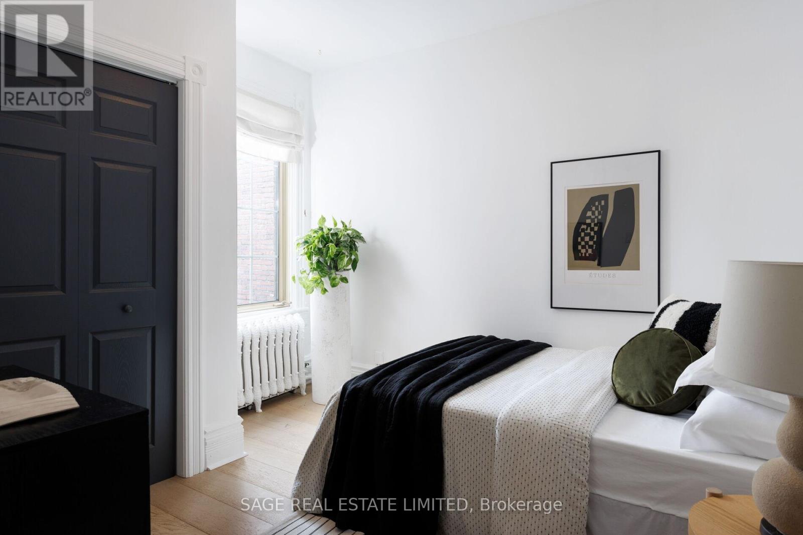 97 Marion Street, Toronto, Ontario  M6R 1E6 - Photo 39 - W12815856