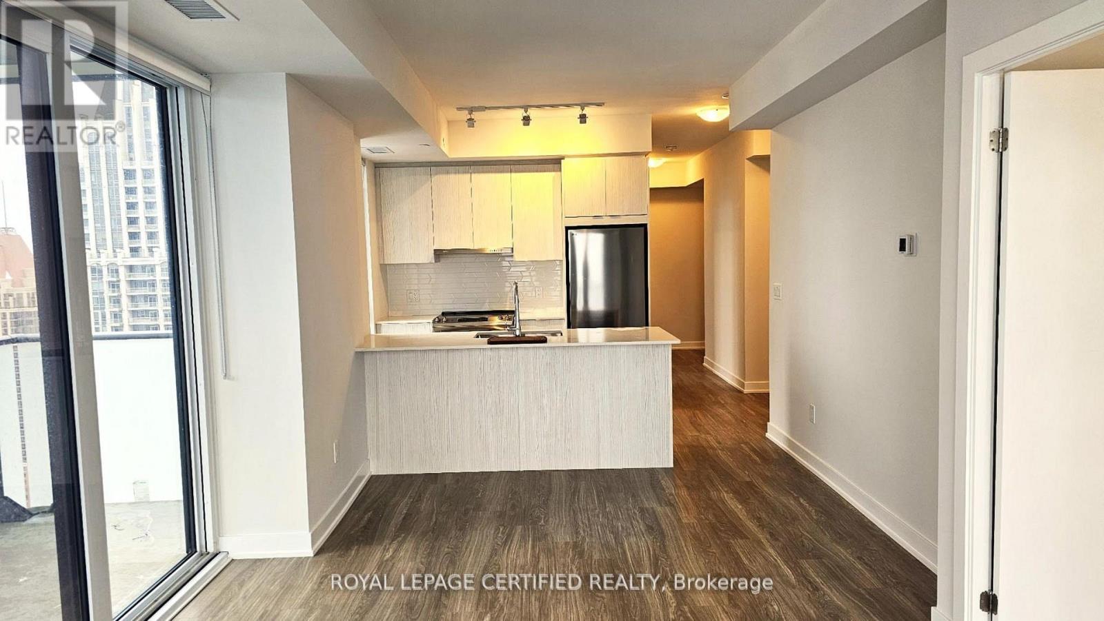 3011 - 430 Square One Drive, Mississauga (Creditview), Ontario  L5B 0L6 - Photo 14 - W12815922