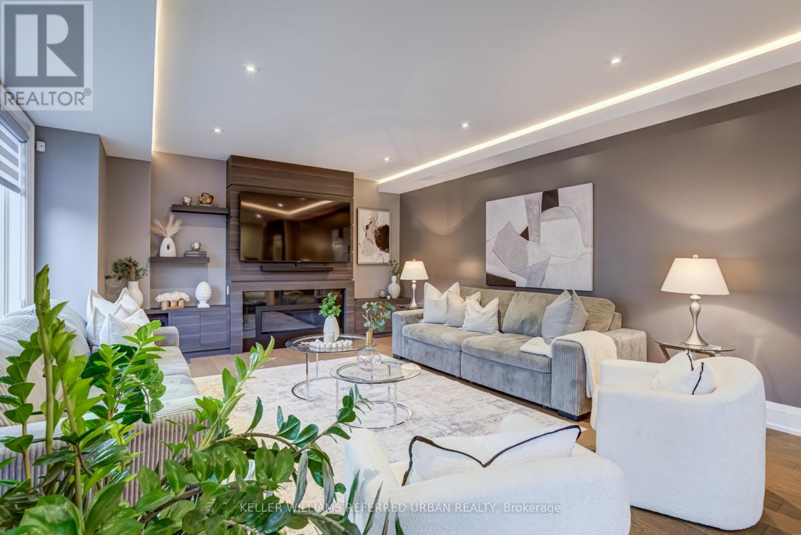 1376 Applewood Road, Mississauga, Ontario  L5E 2M1 - Photo 15 - W12815942