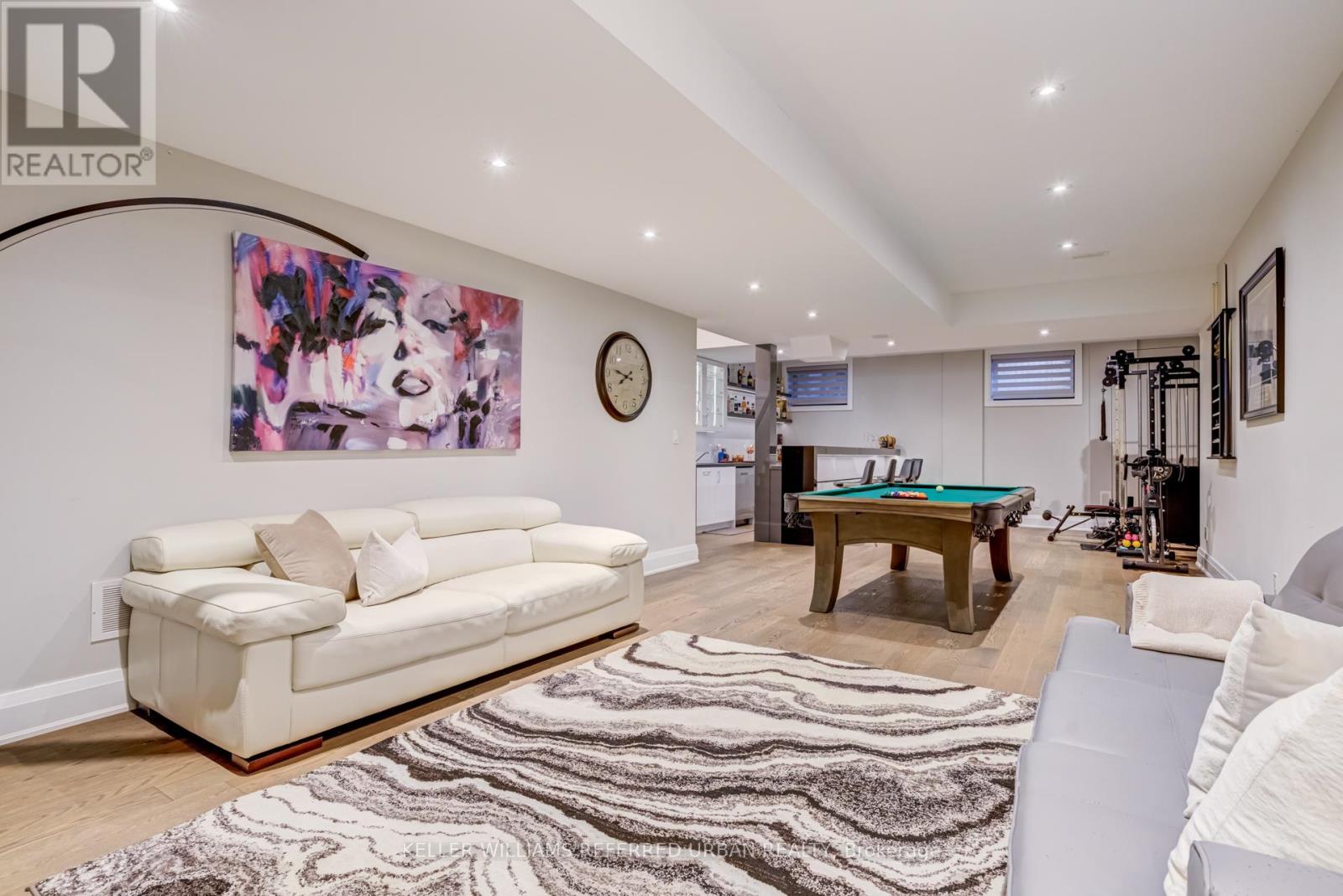 1376 Applewood Road, Mississauga, Ontario  L5E 2M1 - Photo 35 - W12815942