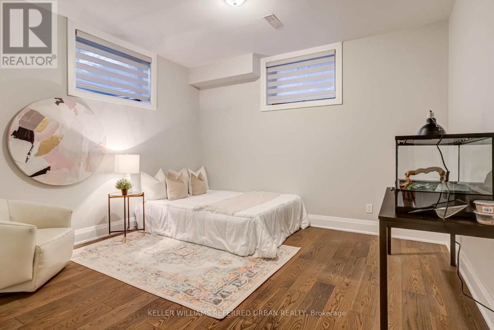 1376 Applewood Road, Mississauga, Ontario  L5E 2M1 - Photo 38 - W12815942