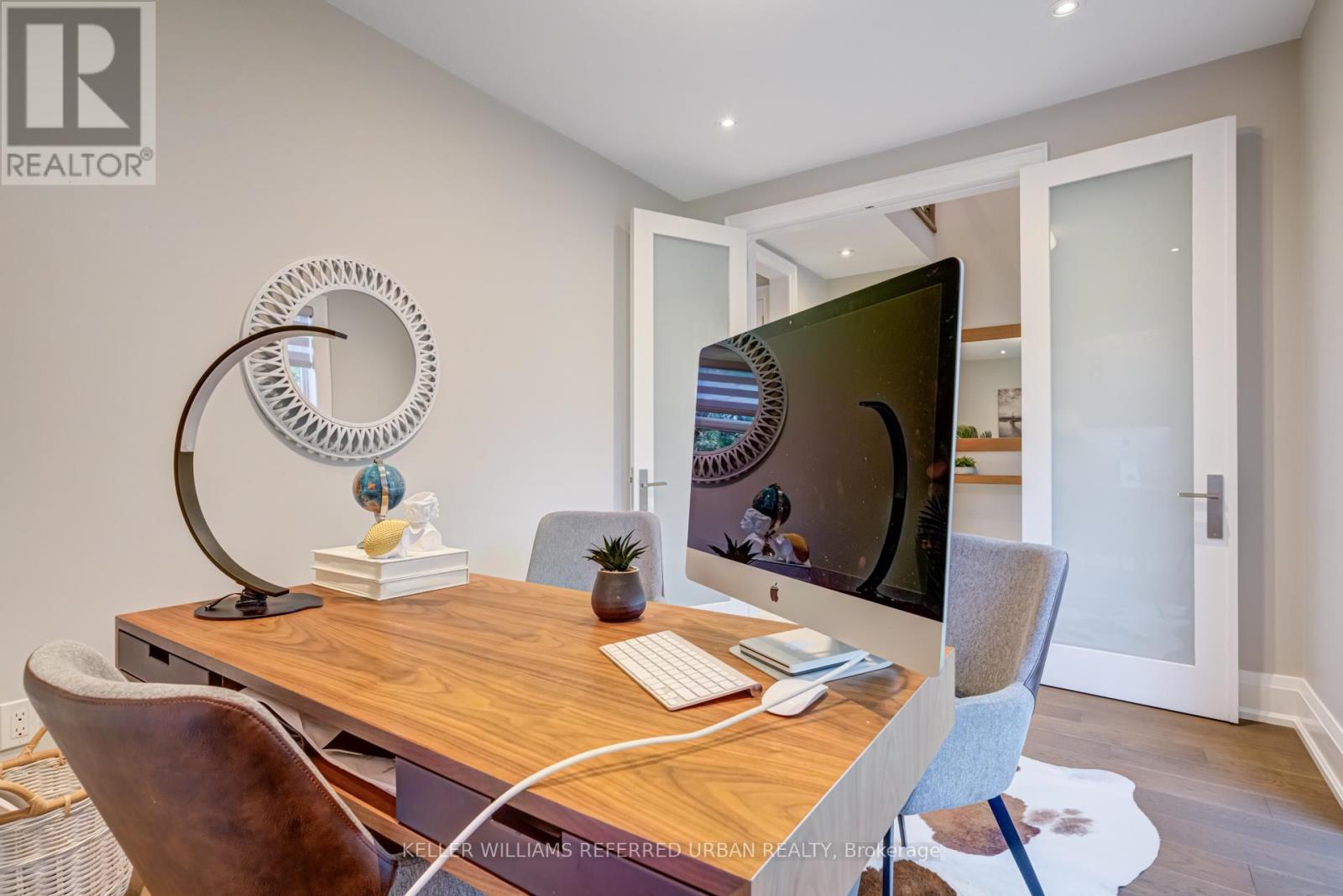 1376 Applewood Road, Mississauga, Ontario  L5E 2M1 - Photo 7 - W12815942