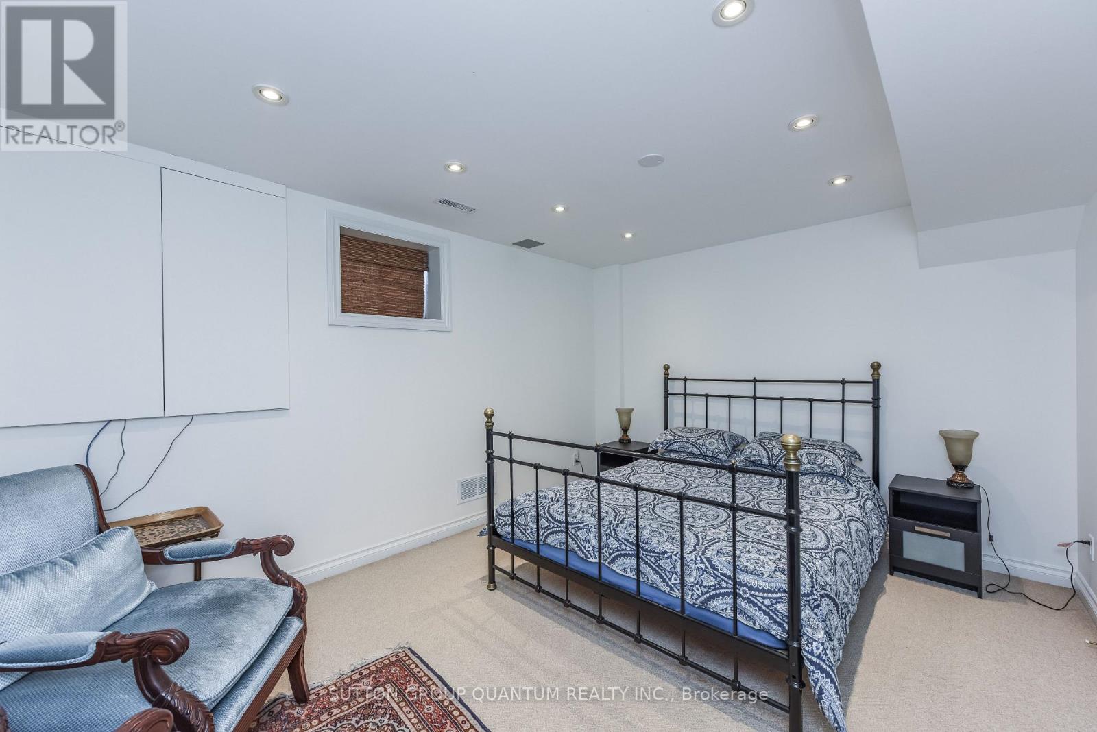 118 Westchester Road, Oakville, Ontario  L6H 6H9 - Photo 10 - W12815964