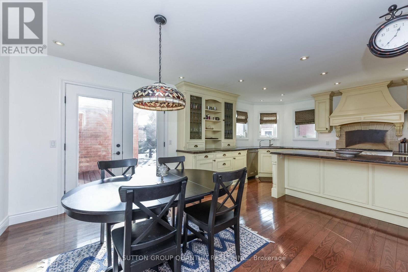 118 Westchester Road, Oakville, Ontario  L6H 6H9 - Photo 14 - W12815964