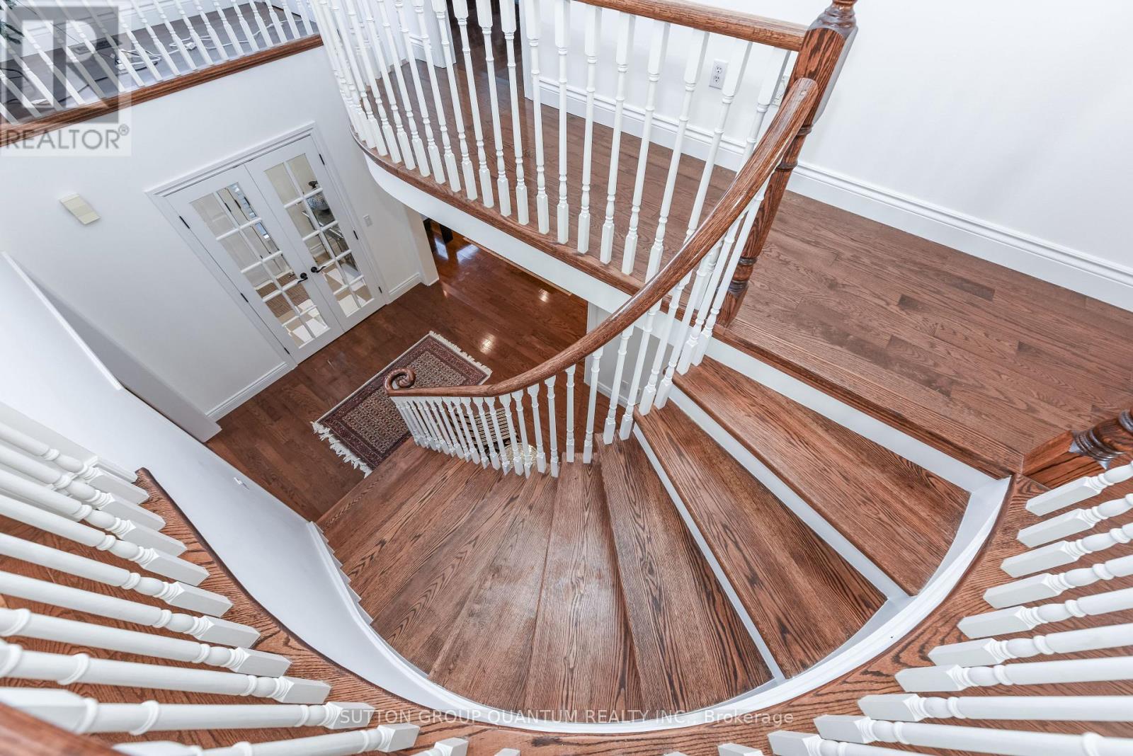 118 Westchester Road, Oakville, Ontario  L6H 6H9 - Photo 39 - W12815964