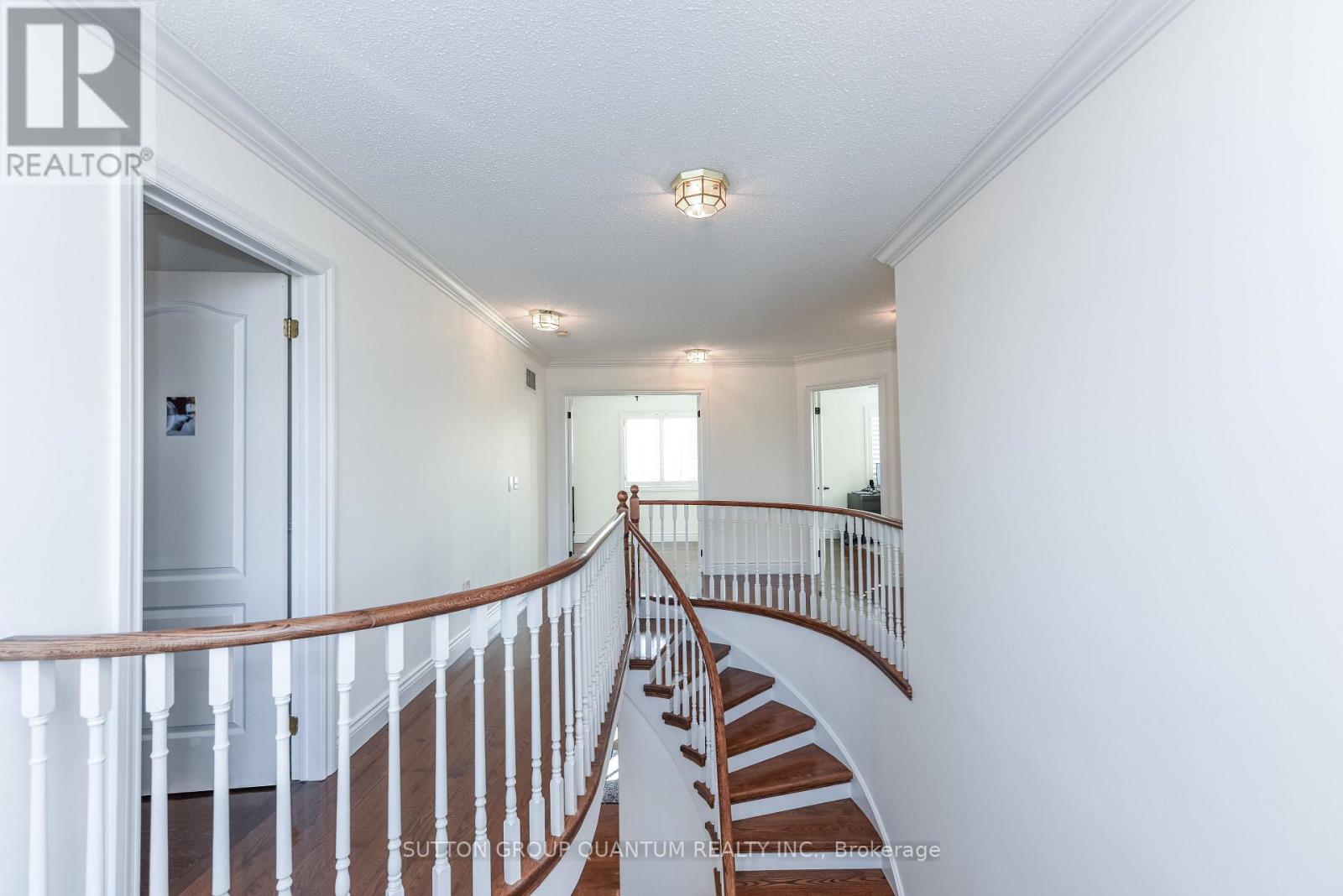 118 Westchester Road, Oakville, Ontario  L6H 6H9 - Photo 41 - W12815964