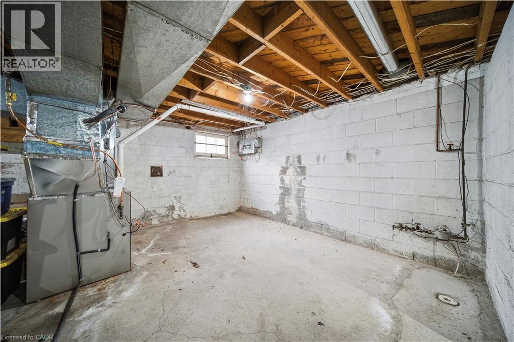 276 Lakeshore Road W, Oakville, Ontario  L6K 1E8 - Photo 19 - 40807243