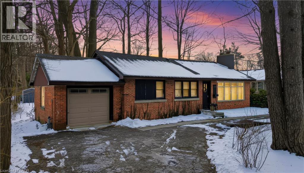 276 Lakeshore Road W, Oakville, Ontario  L6K 1E8 - Photo 2 - 40807243