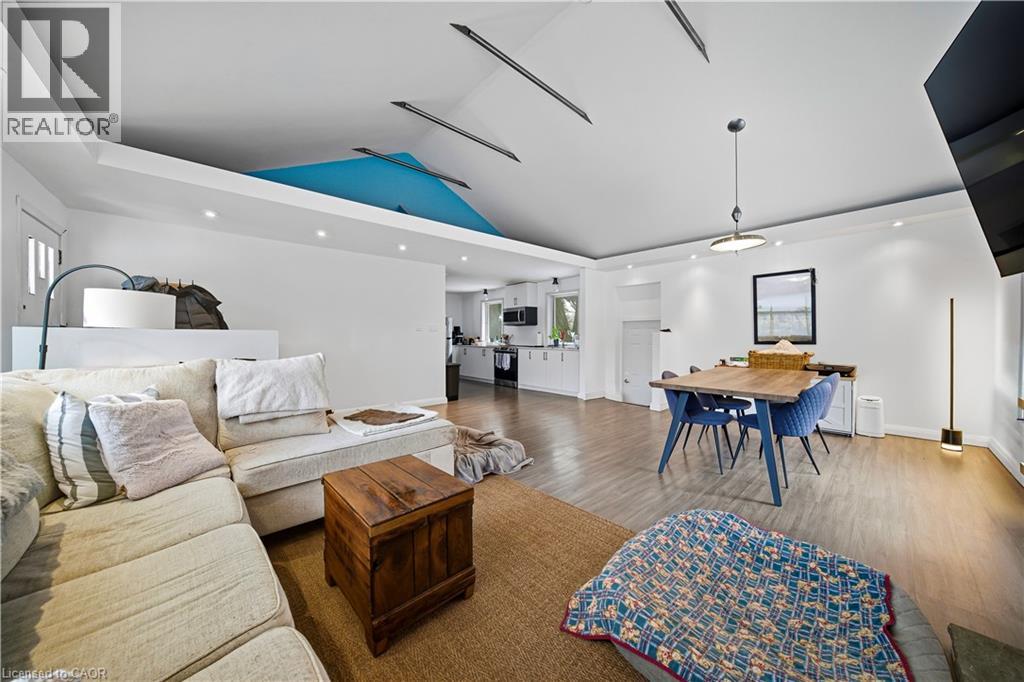 276 Lakeshore Road W, Oakville, Ontario  L6K 1E8 - Photo 5 - 40807243