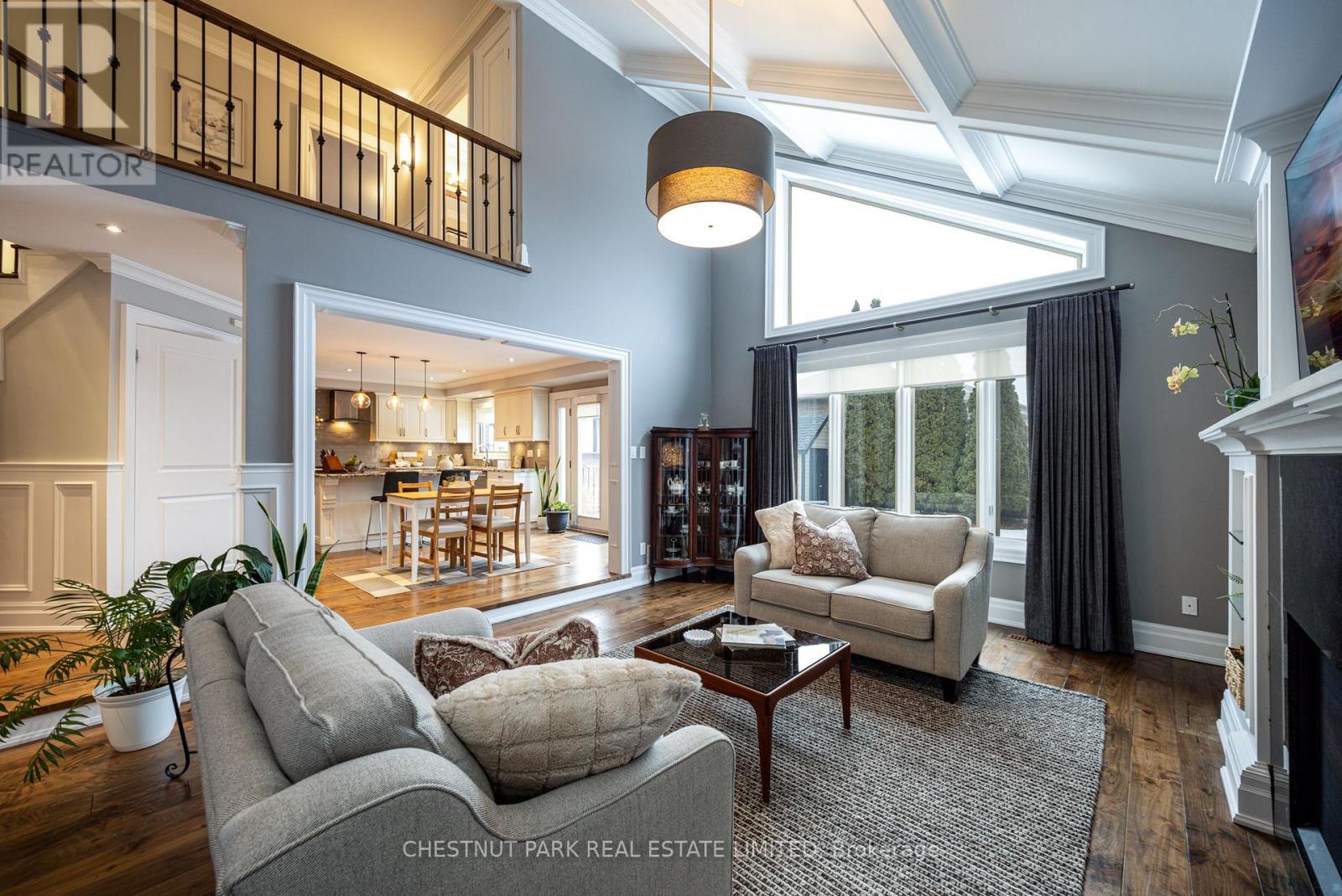 104 Gatestone Drive, Hamilton, Ontario  L8J 3S1 - Photo 10 - X12815750