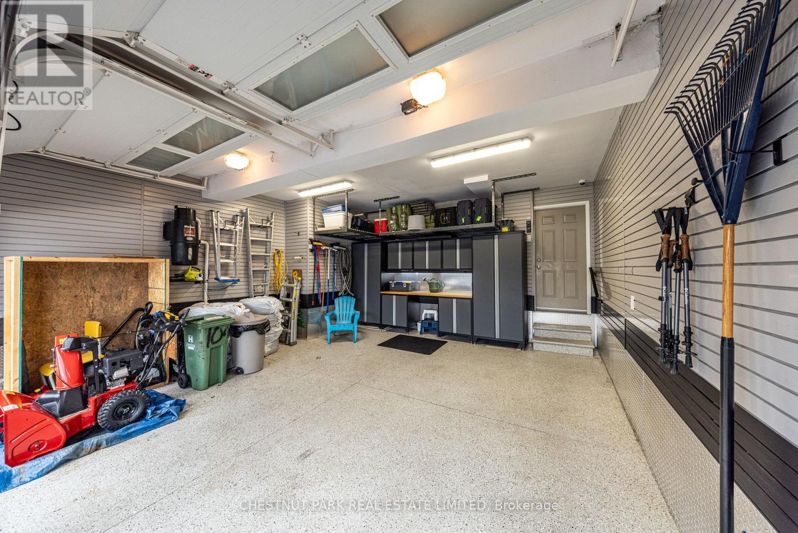 104 Gatestone Drive, Hamilton, Ontario  L8J 3S1 - Photo 34 - X12815750