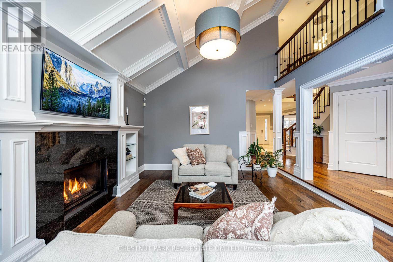 104 Gatestone Drive, Hamilton, Ontario  L8J 3S1 - Photo 9 - X12815750