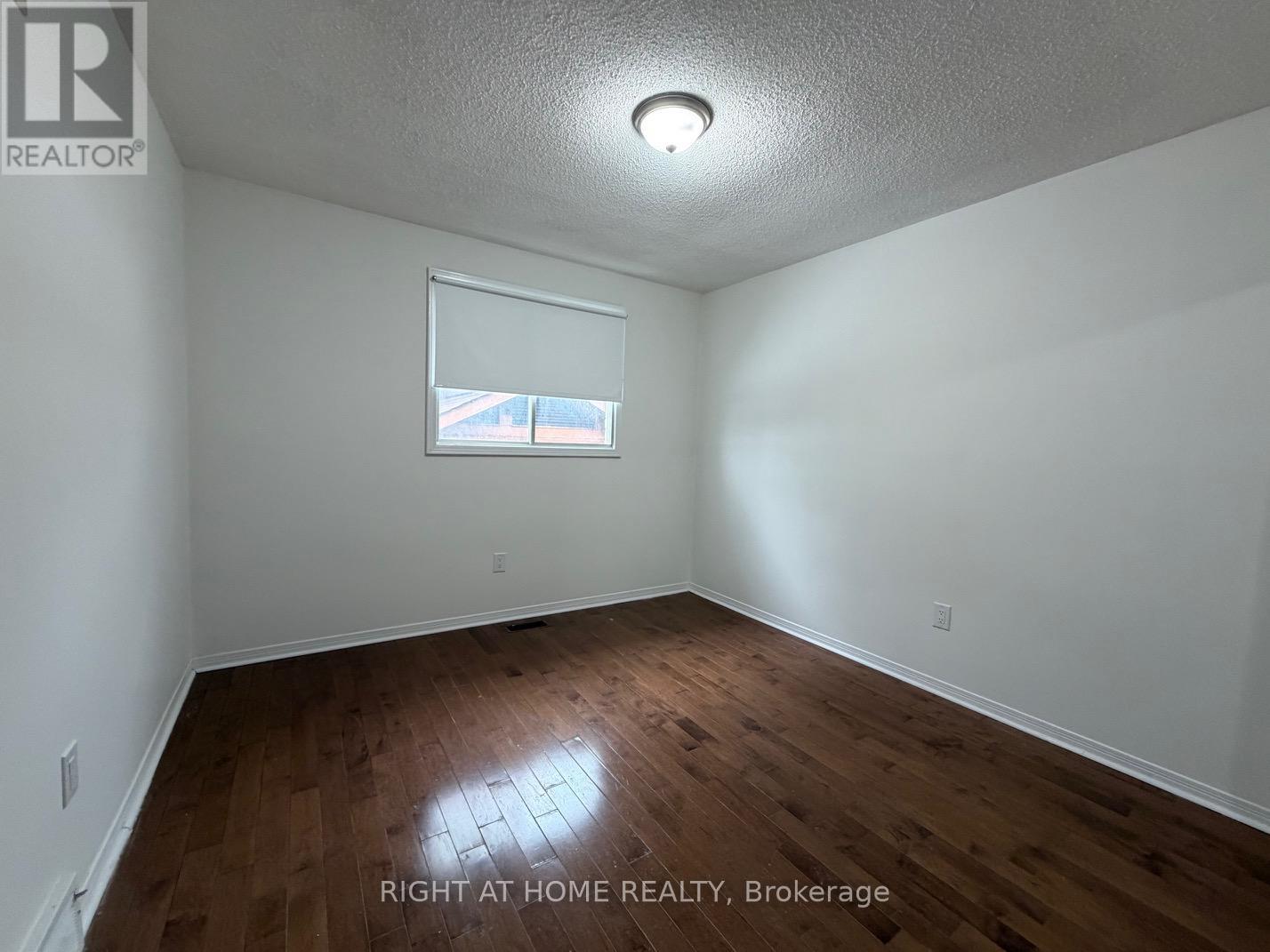 101 Romy Crescent, Thorold, Ontario  L2V 4V2 - Photo 26 - X12815802