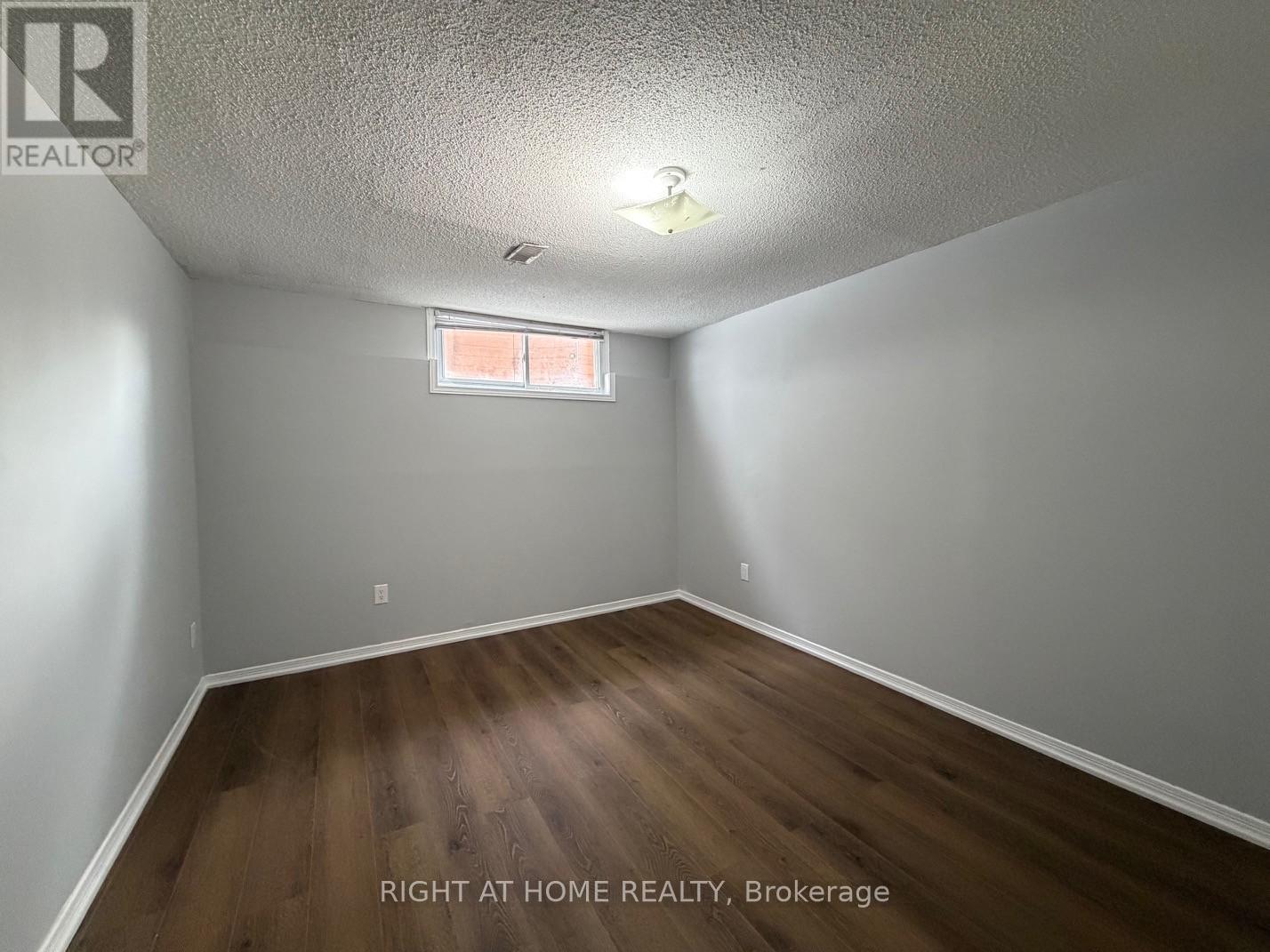 101 Romy Crescent, Thorold, Ontario  L2V 4V2 - Photo 30 - X12815802