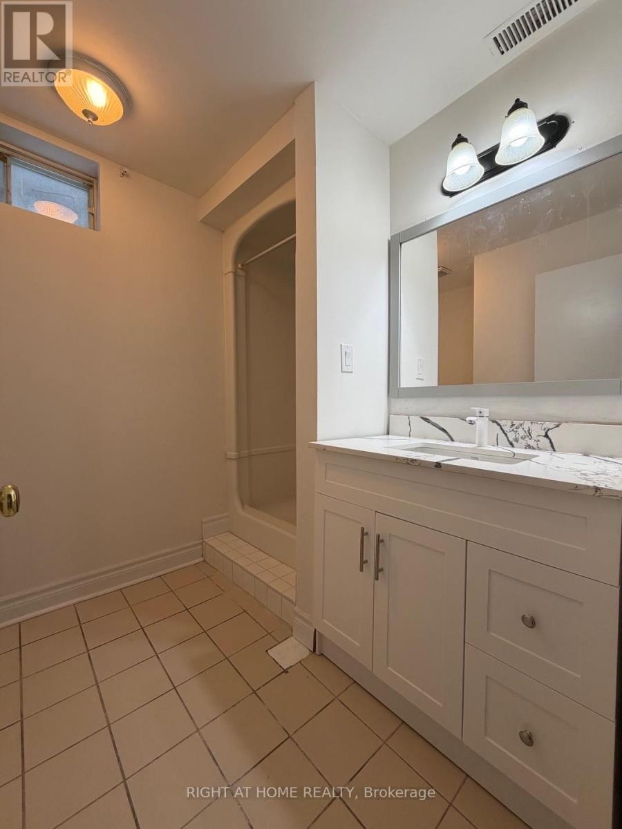 101 Romy Crescent, Thorold, Ontario  L2V 4V2 - Photo 36 - X12815802