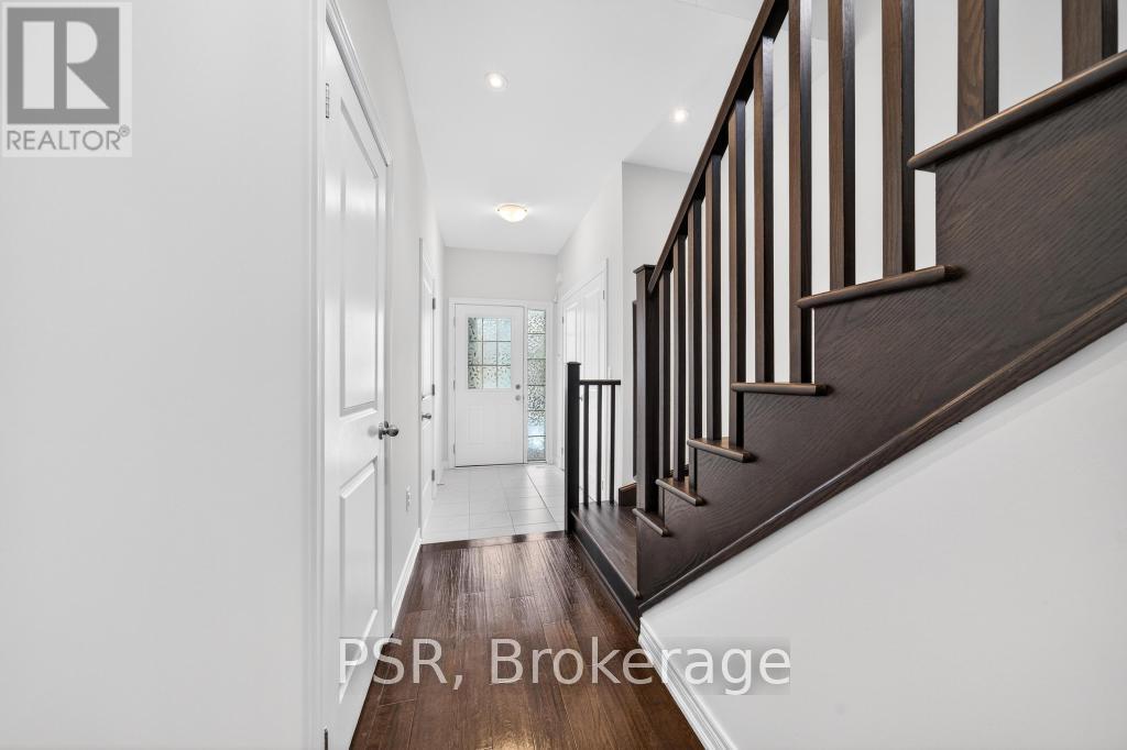 9 Starling Drive, Hamilton, Ontario  L9A 2P5 - Photo 6 - X12815826