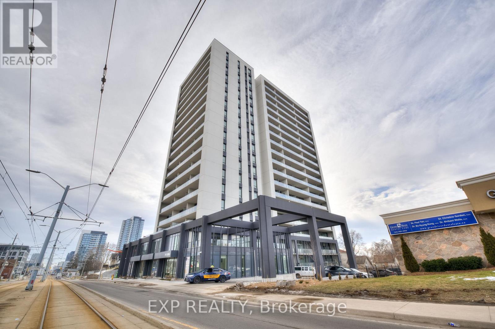 1001 - 741 King Street W, Kitchener, Ontario  N2G 0E9 - Photo 10 - X12815888
