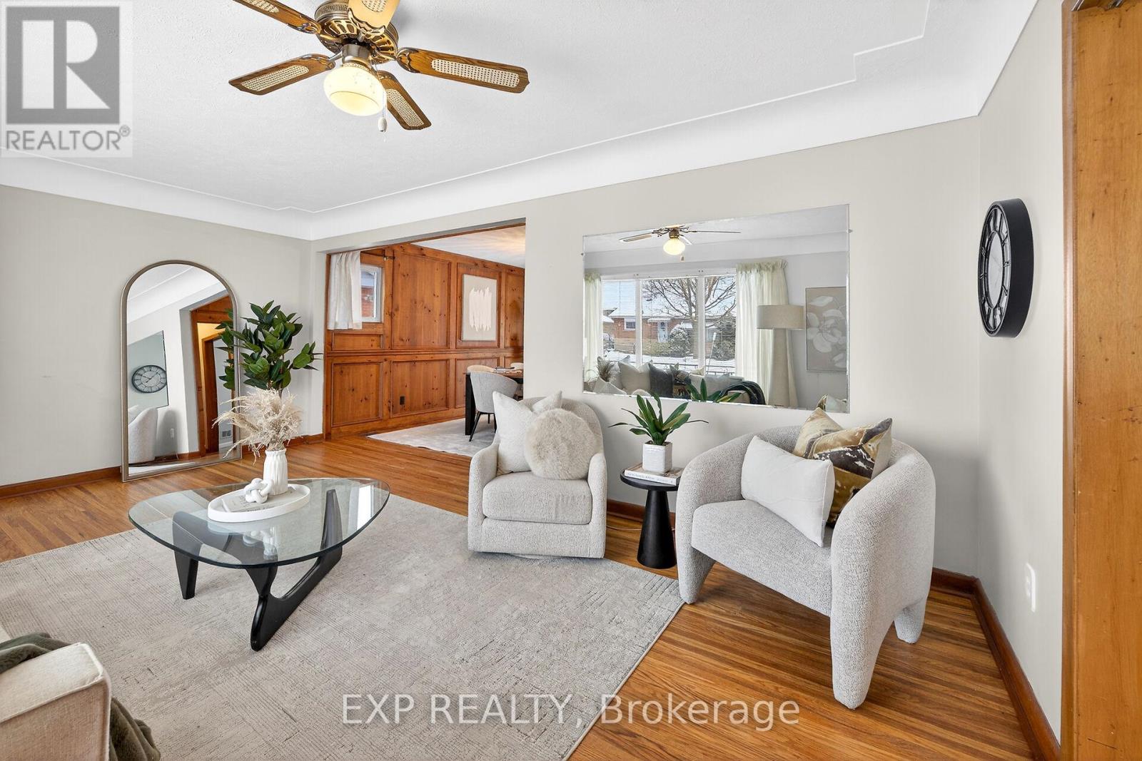 126 West 4th Street, Hamilton, Ontario  L9C 3N2 - Photo 12 - X12815926