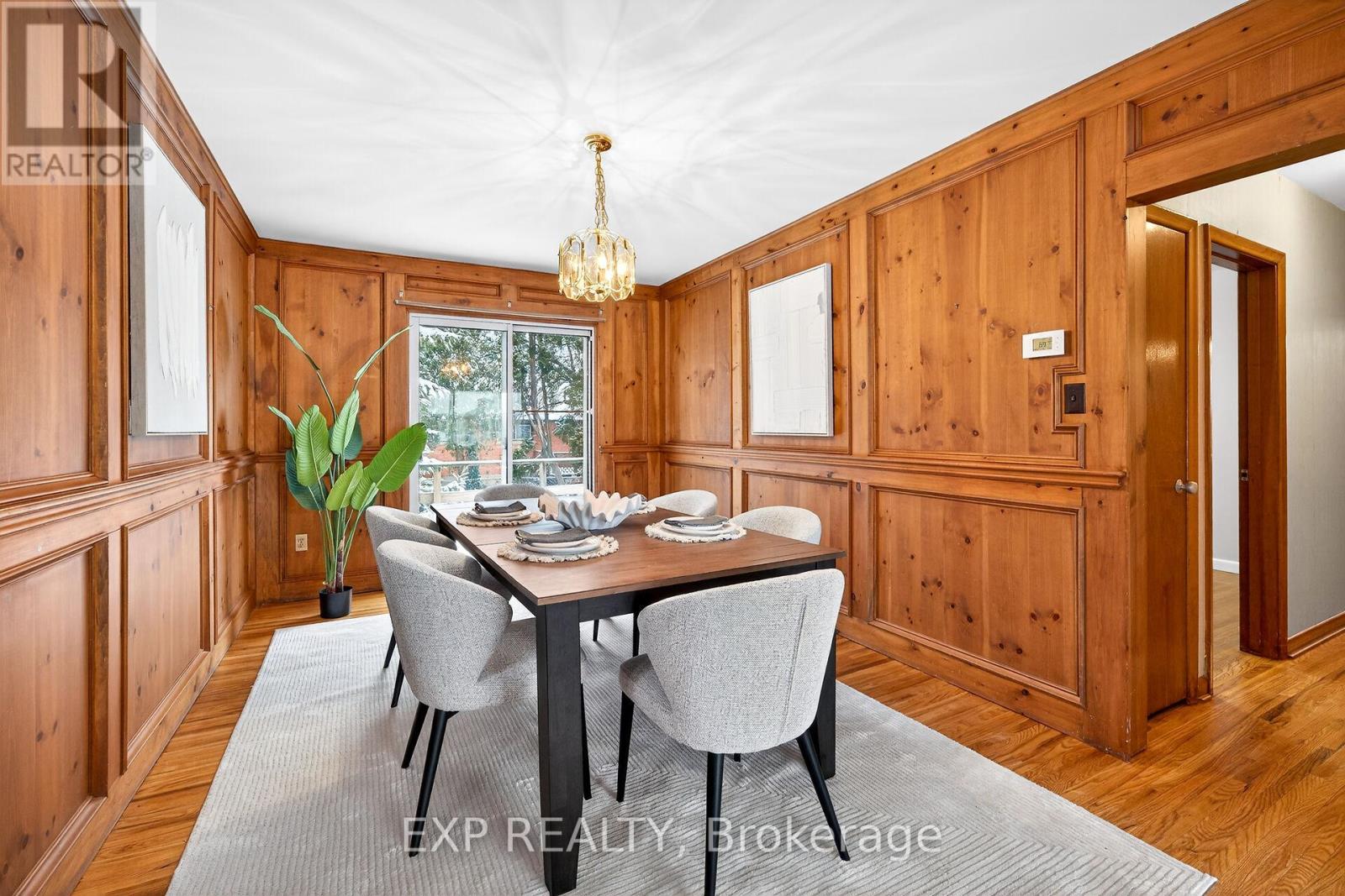 126 West 4th Street, Hamilton, Ontario  L9C 3N2 - Photo 15 - X12815926