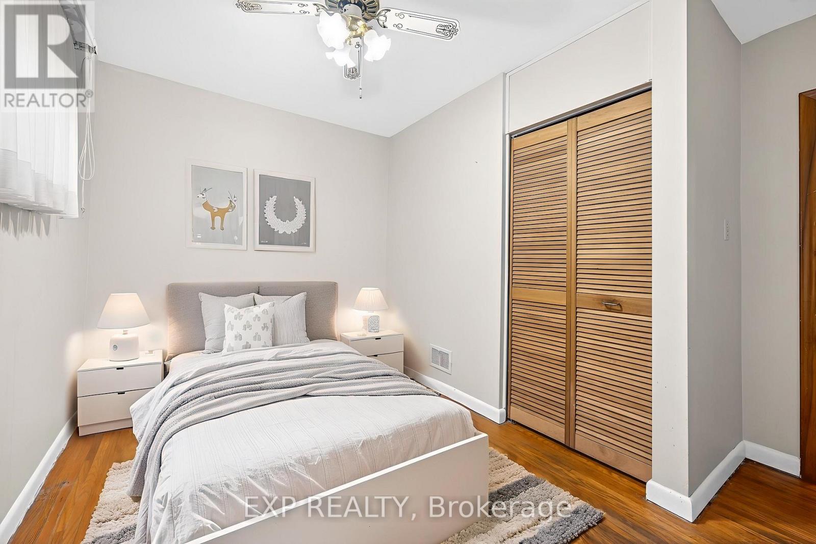 126 West 4th Street, Hamilton, Ontario  L9C 3N2 - Photo 20 - X12815926