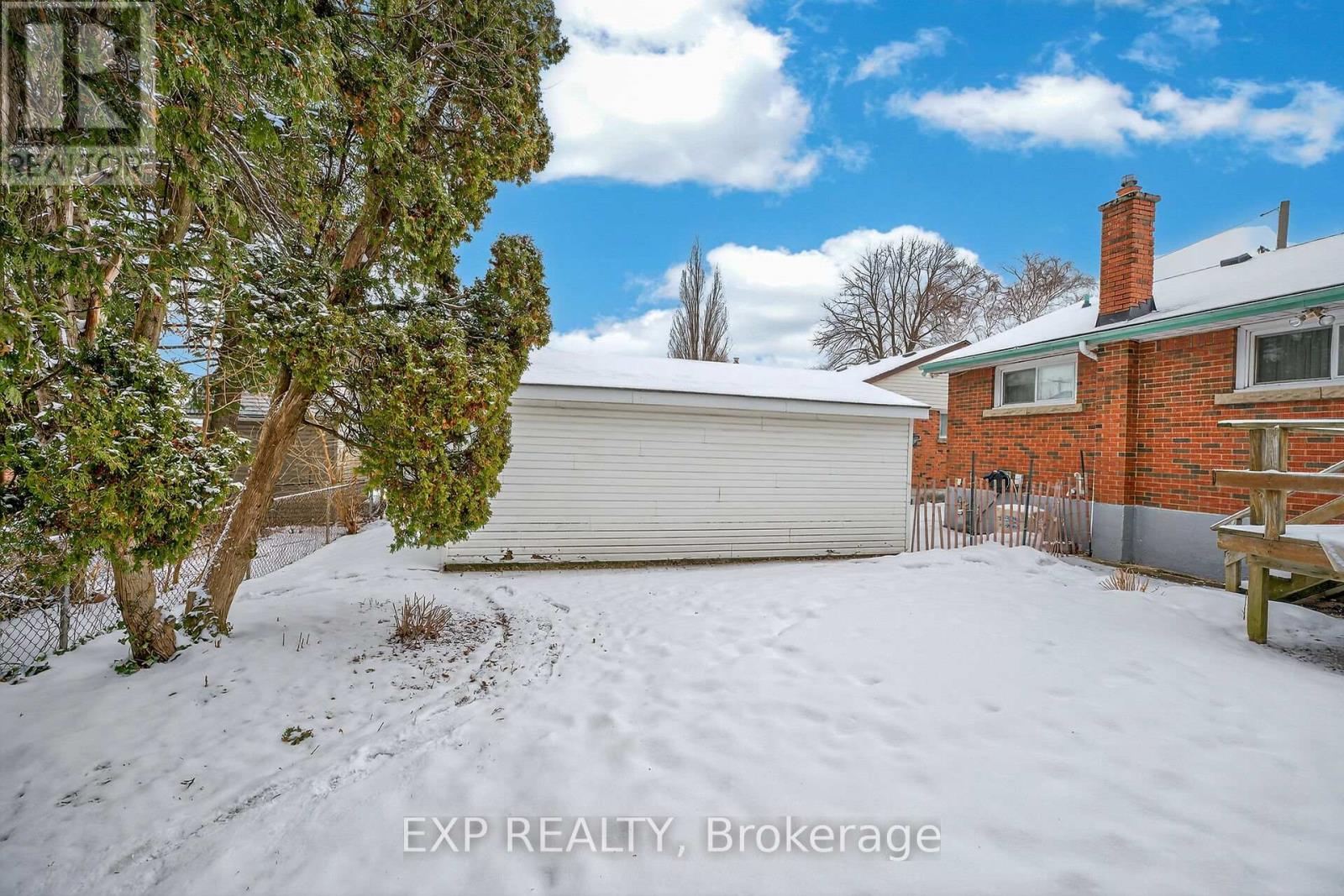 126 West 4th Street, Hamilton, Ontario  L9C 3N2 - Photo 41 - X12815926