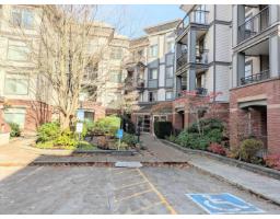 106 10499 UNIVERSITY DRIVE, Surrey, British Columbia