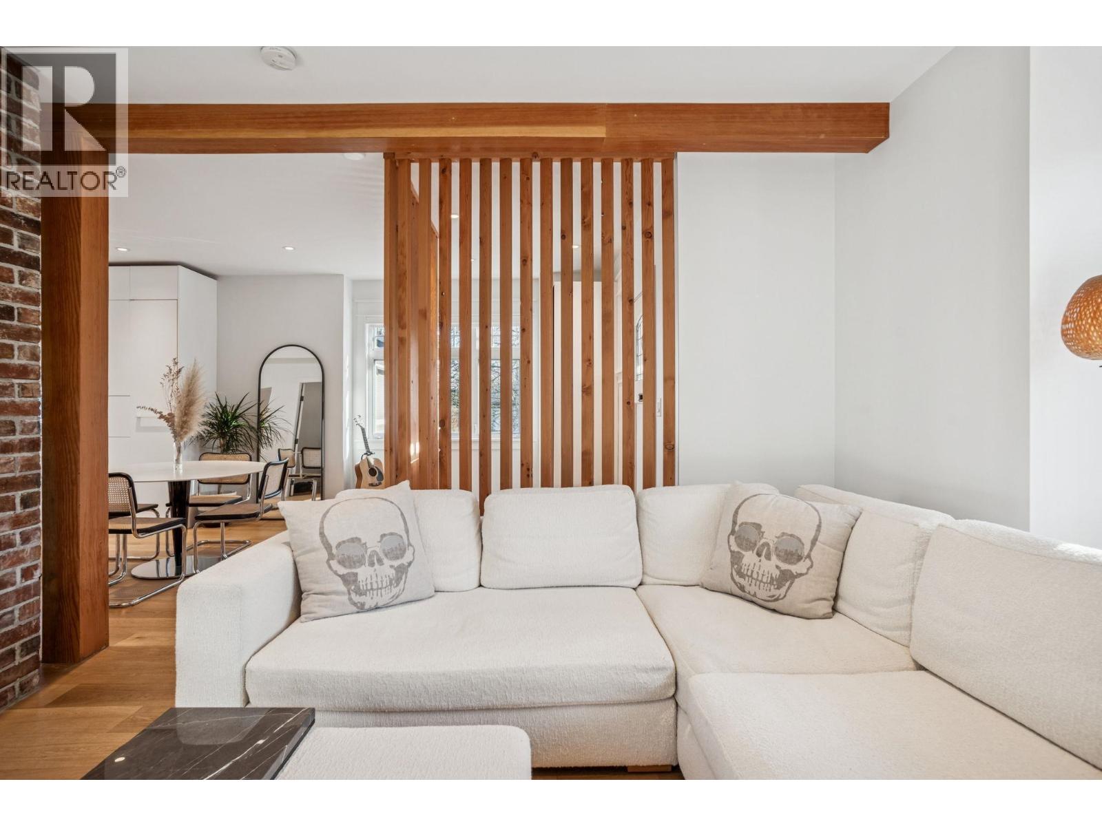 1851 E 16th Avenue, Vancouver, British Columbia  V5N 2G7 - Photo 6 - R3092356