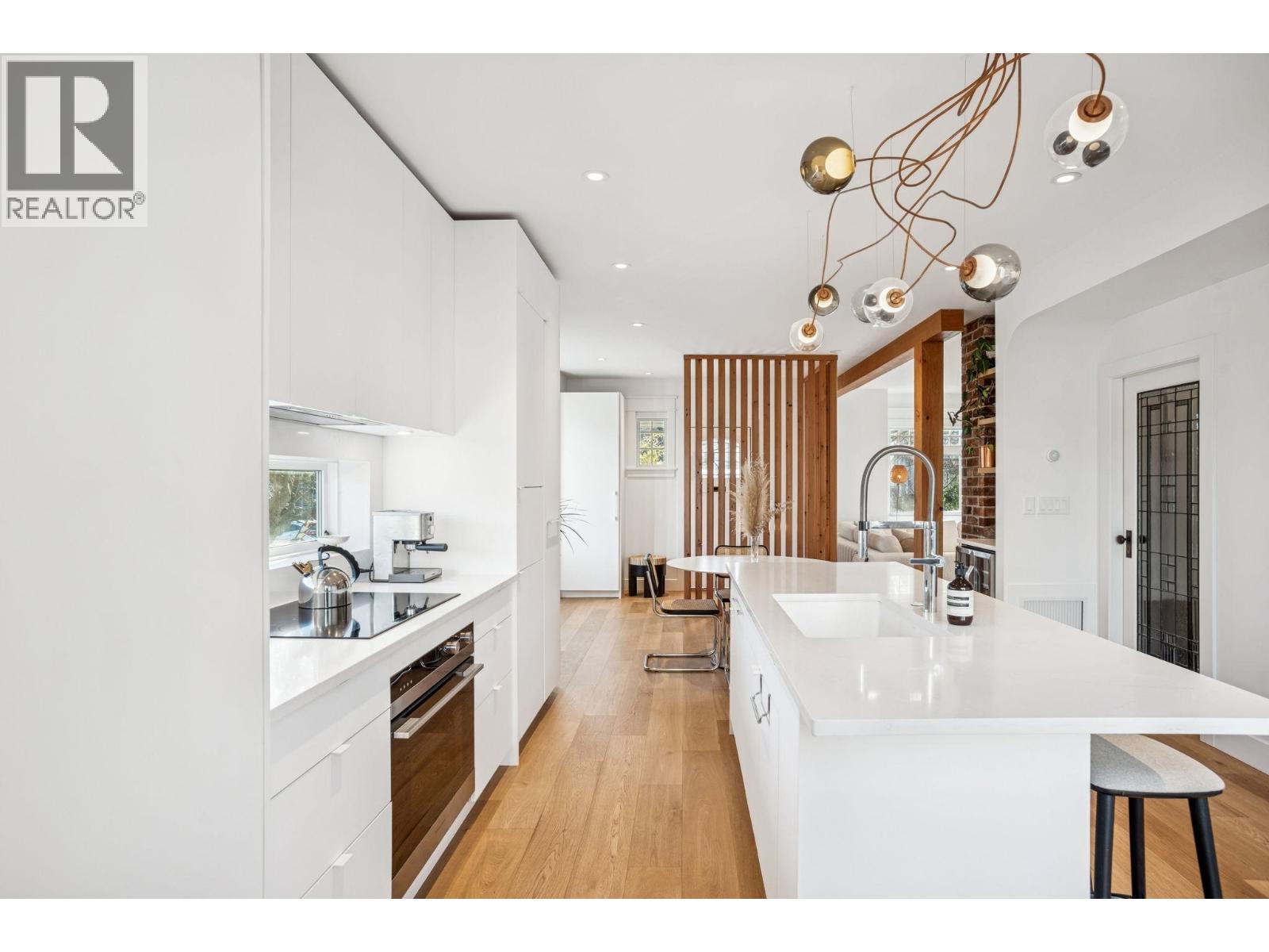 1851 E 16th Avenue, Vancouver, British Columbia  V5N 2G7 - Photo 10 - R3092356