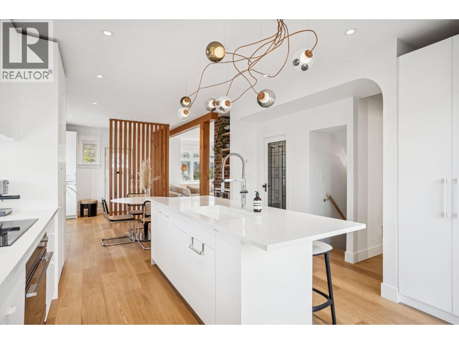 1851 E 16th Avenue, Vancouver, British Columbia  V5N 2G7 - Photo 13 - R3092356