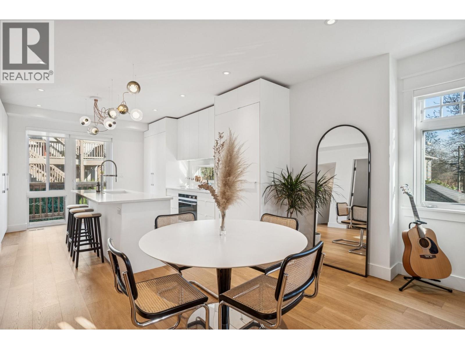 1851 E 16th Avenue, Vancouver, British Columbia  V5N 2G7 - Photo 7 - R3092356