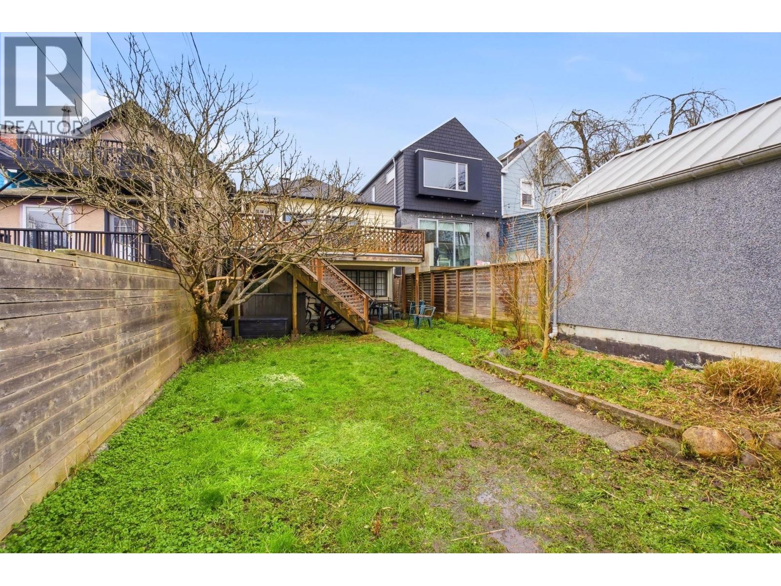 1944 Charles Street, Vancouver, British Columbia  V5L 2T9 - Photo 28 - R3092657