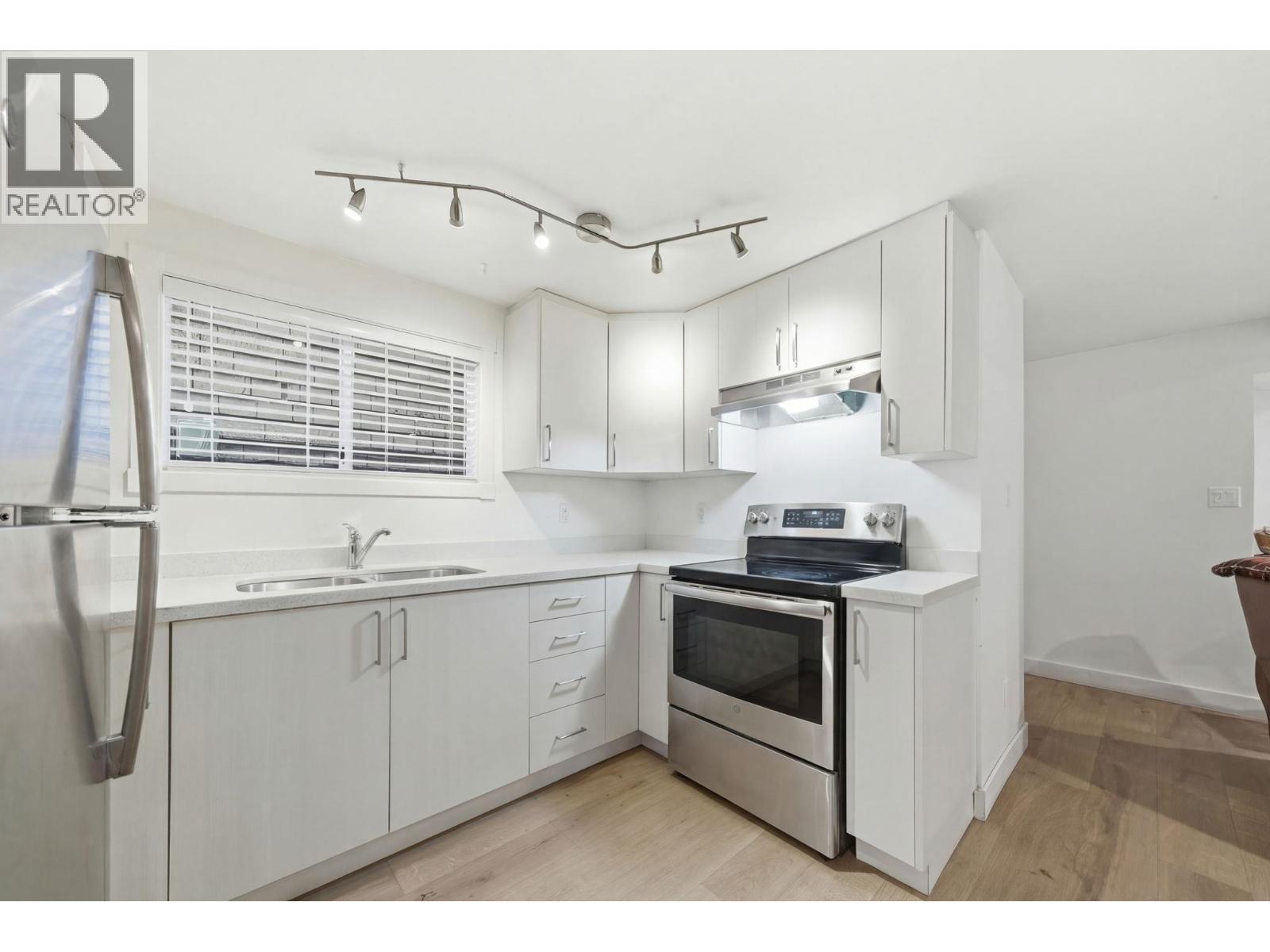 1944 Charles Street, Vancouver, British Columbia  V5L 2T9 - Photo 23 - R3092657