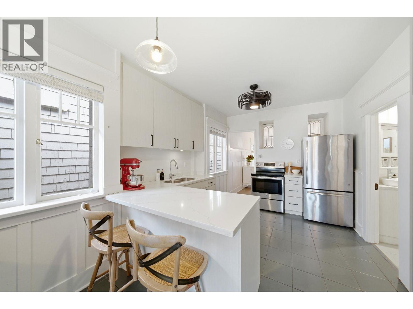 1944 Charles Street, Vancouver, British Columbia  V5L 2T9 - Photo 9 - R3092657