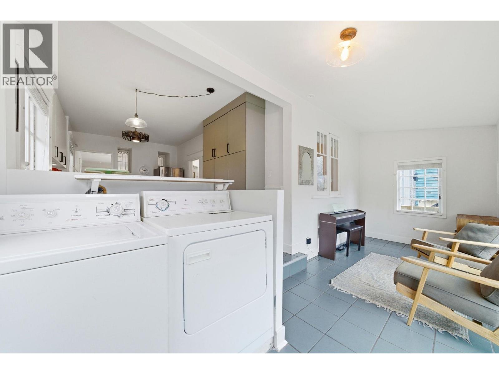 1944 Charles Street, Vancouver, British Columbia  V5L 2T9 - Photo 19 - R3092657