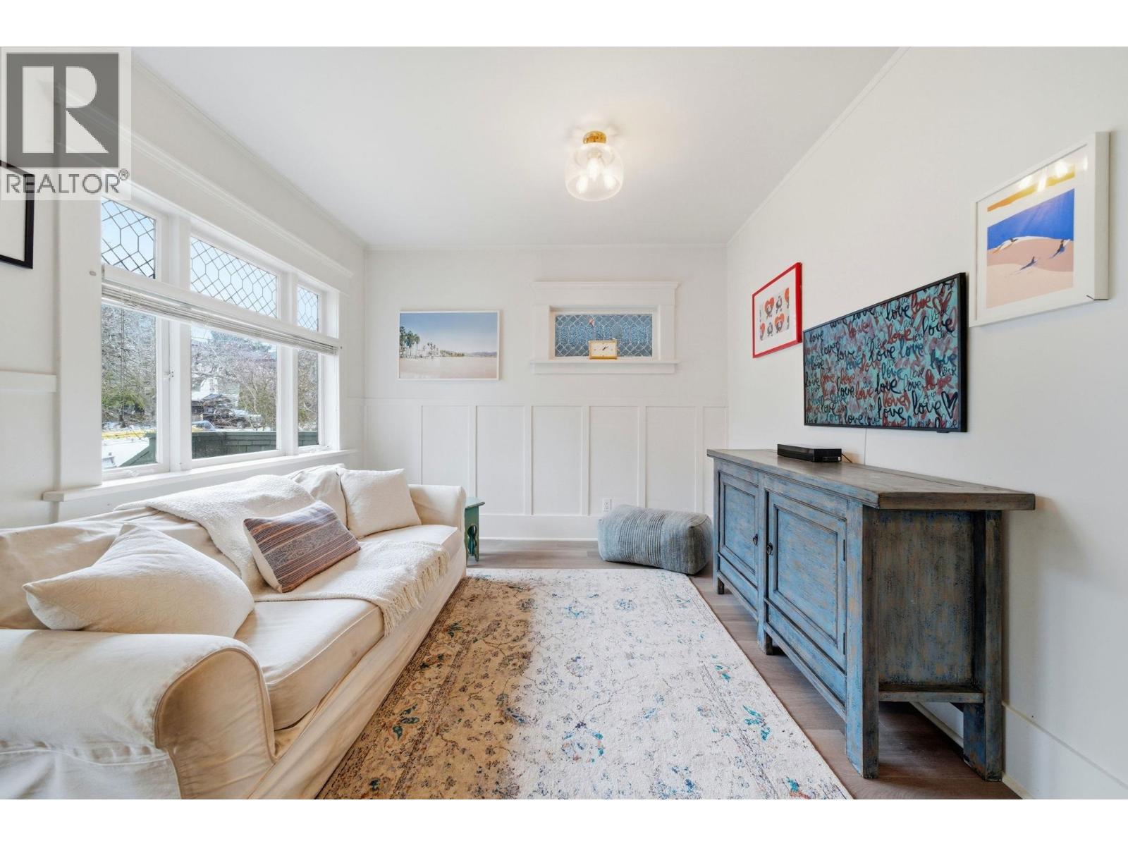 1944 Charles Street, Vancouver, British Columbia  V5L 2T9 - Photo 4 - R3092657