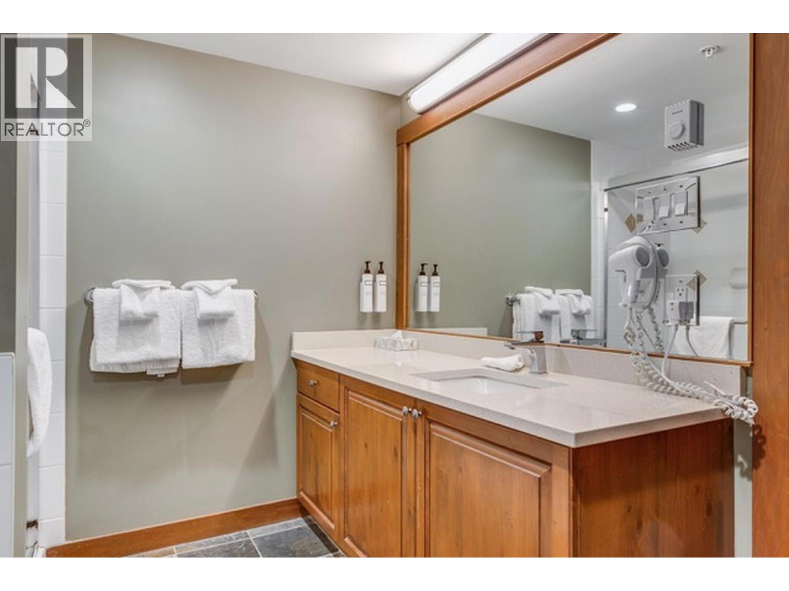 206 G3 4653 Blackcomb Way, Whistler, British Columbia  V8E 0Y9 - Photo 14 - R3092636