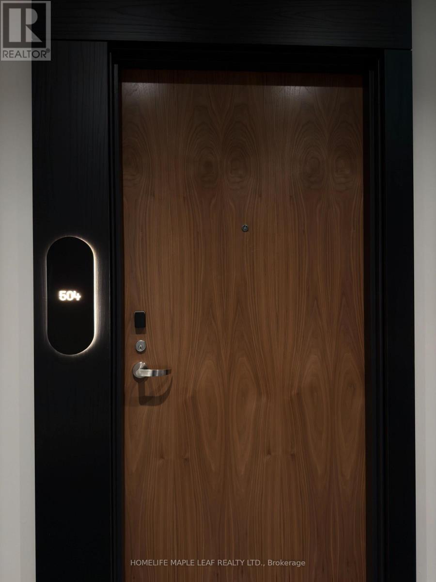 504 - 25 Wellington Street S, Kitchener, Ontario  N2G 0G5 - Photo 3 - X12809552