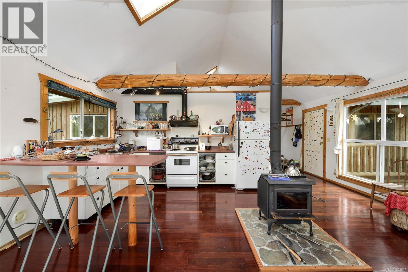 421 Sunset Pl, Mayne Island, British Columbia  V0N 2J2 - Photo 14 - 1024547