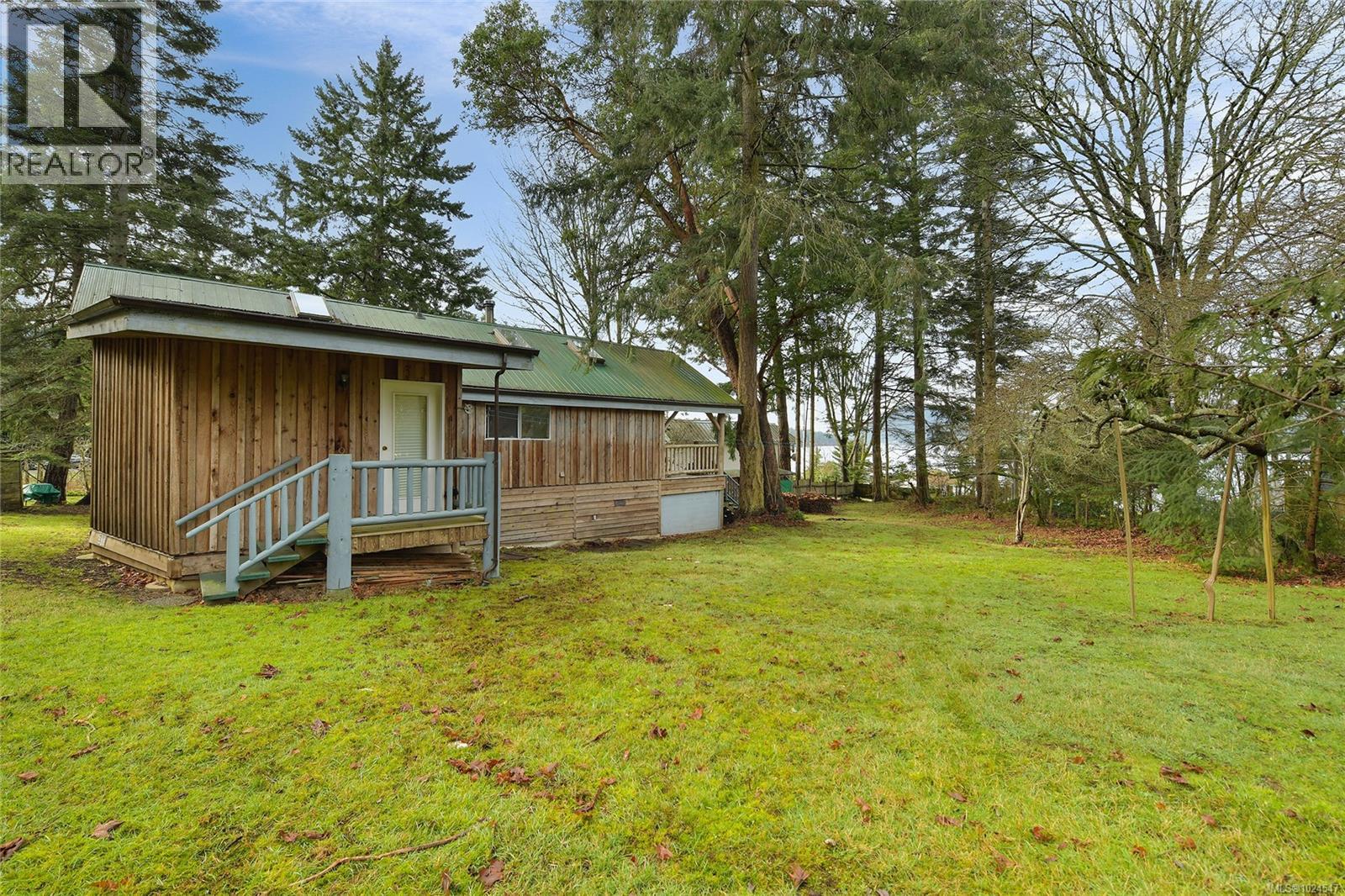 421 Sunset Pl, Mayne Island, British Columbia  V0N 2J2 - Photo 38 - 1024547