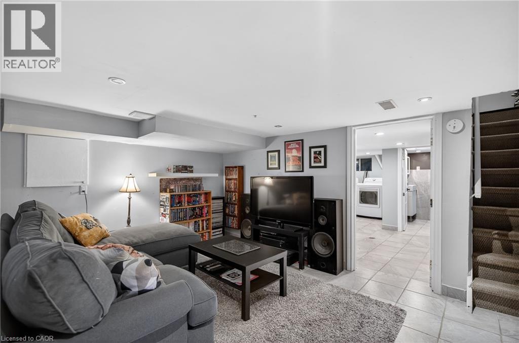 27 Mayflower Avenue, Hamilton, Ontario  L8L 2K5 - Photo 31 - 40807363