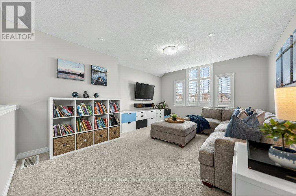 22 Rooke Court, Guelph, Ontario  N1K 0B8 - Photo 24 - X12816008