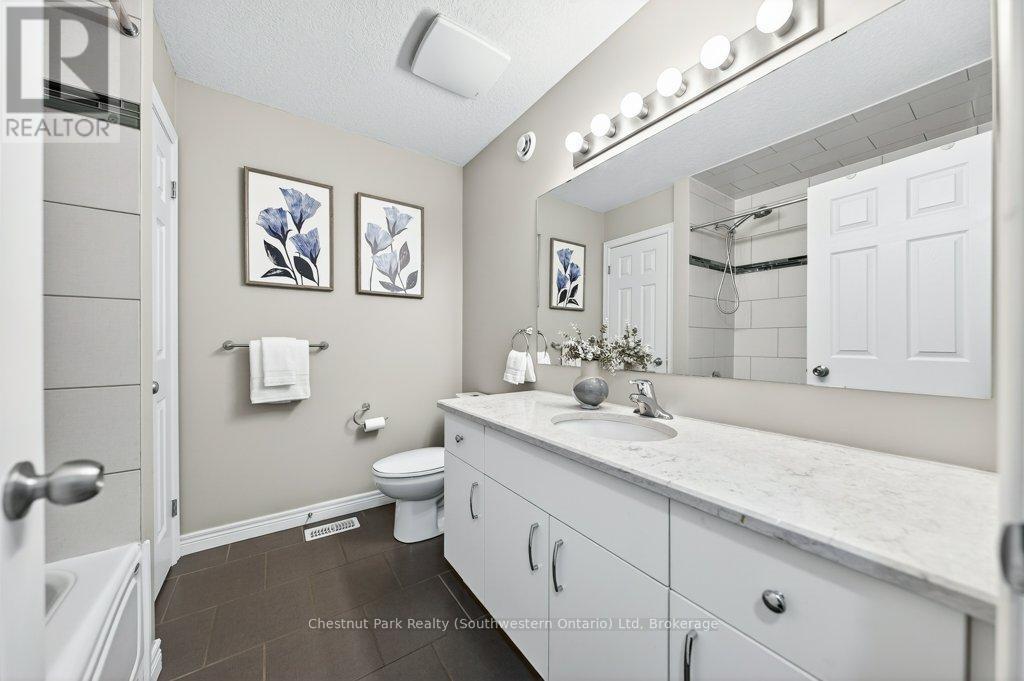 22 Rooke Court, Guelph, Ontario  N1K 0B8 - Photo 33 - X12816008