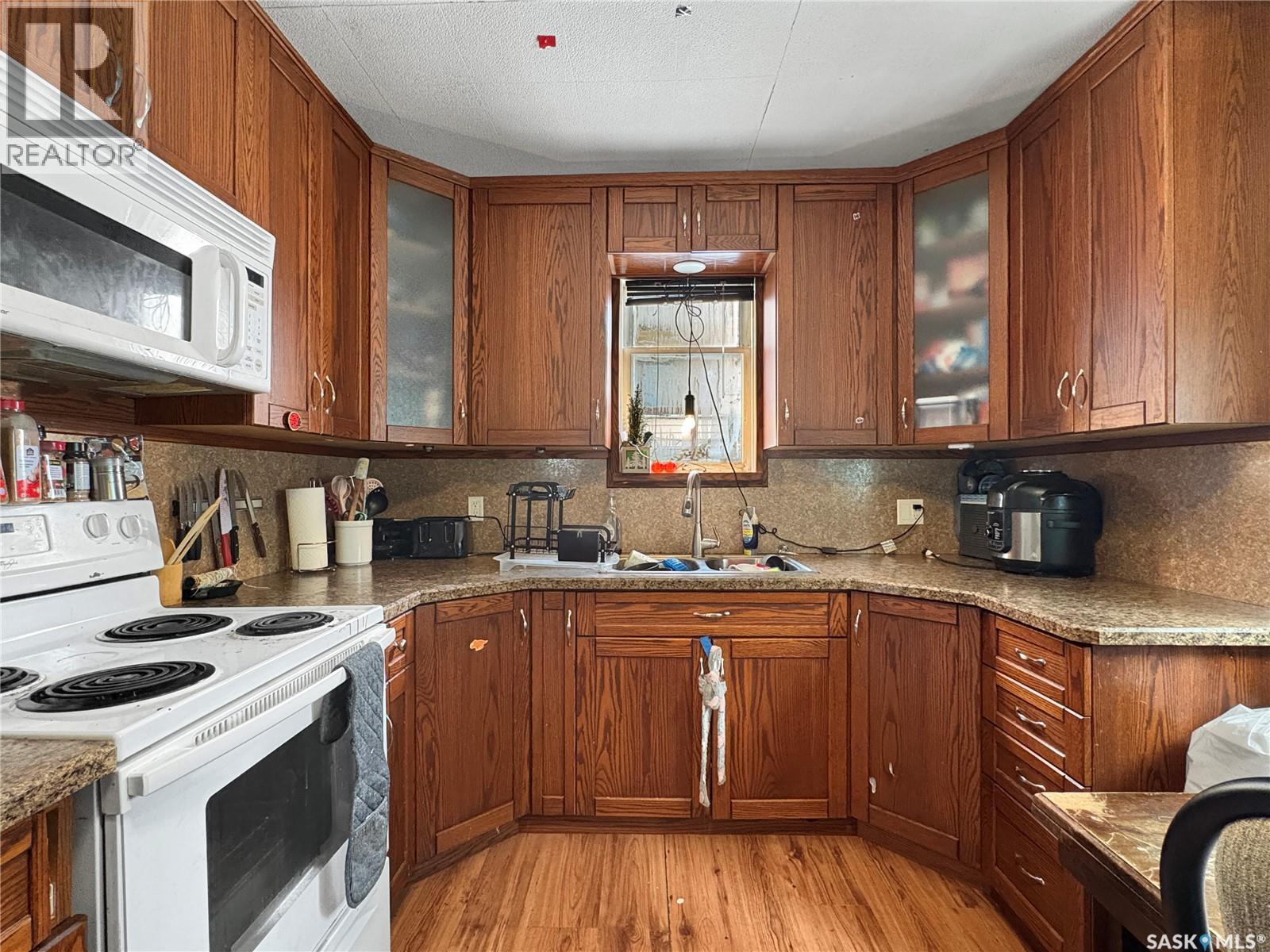 1062 104th Street, North Battleford, Saskatchewan  S9A 1N4 - Photo 5 - SK028996