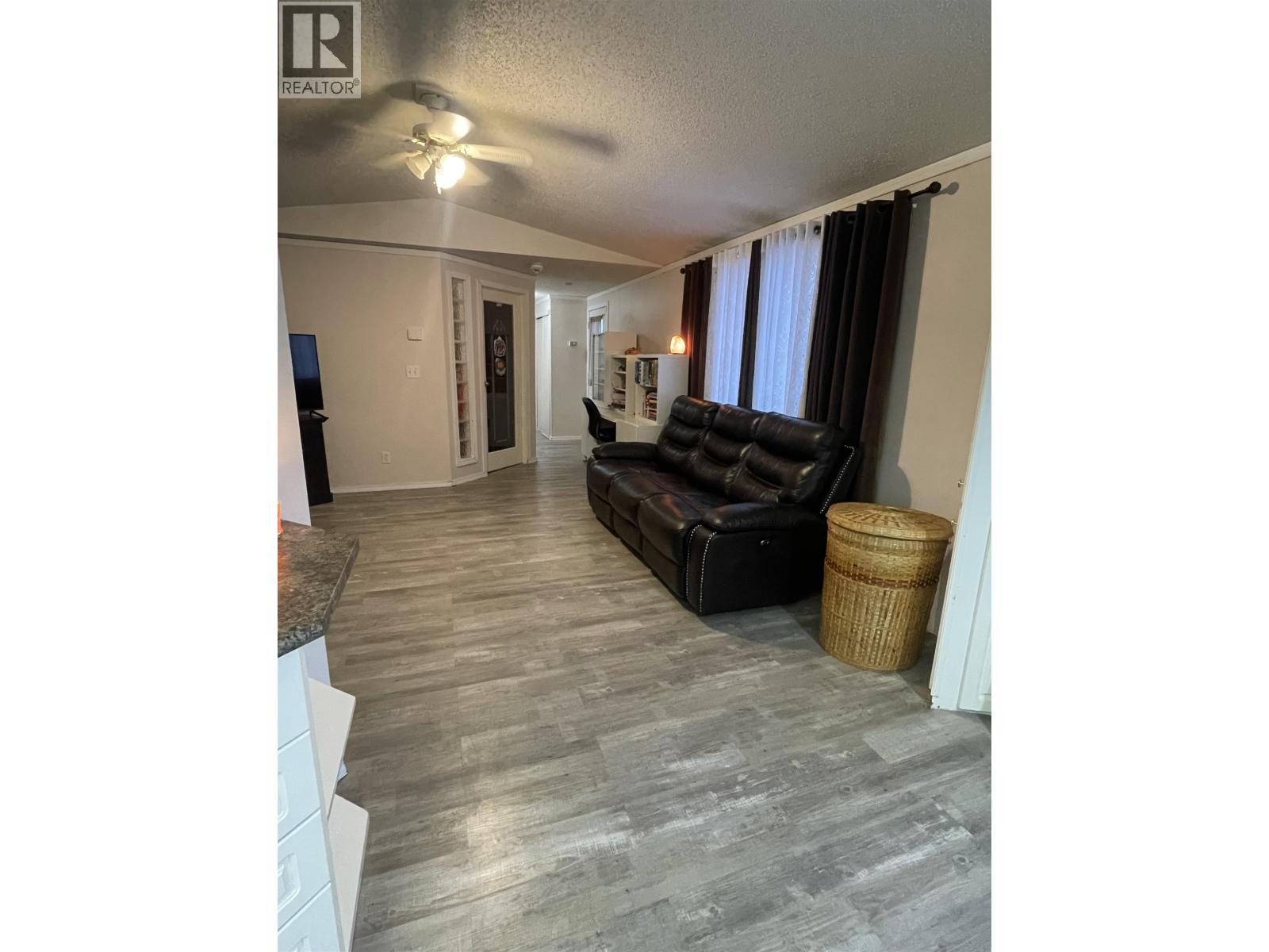 10695 101 Street, Taylor, British Columbia  V0C 2K0 - Photo 7 - R3090781