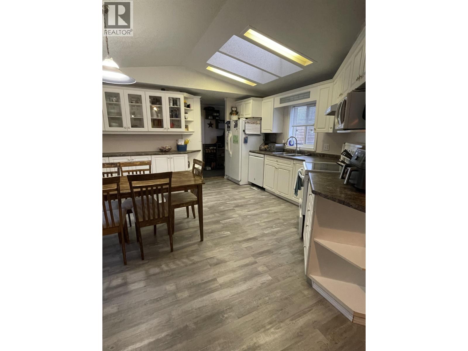 10695 101 Street, Taylor, British Columbia  V0C 2K0 - Photo 4 - R3090781