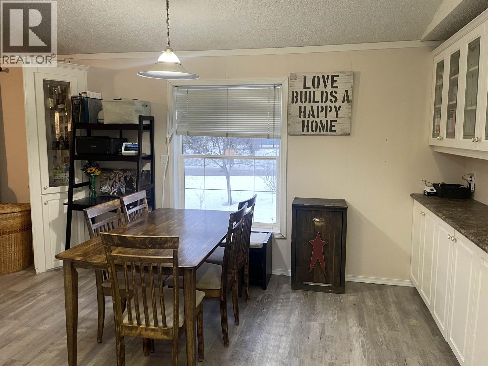 10695 101 Street, Taylor, British Columbia  V0C 2K0 - Photo 8 - R3090781